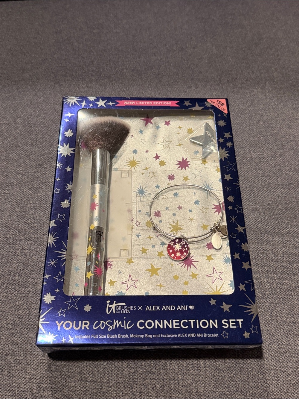 💋NIB it Brushes for Ulta X Alex and Ani bracelet